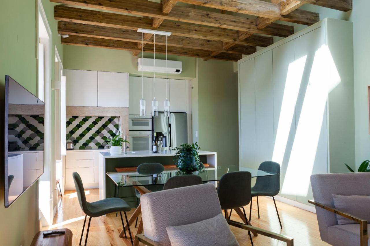 Panoramic View -3bedrs+3baths+ Balconies+ac Lisbon