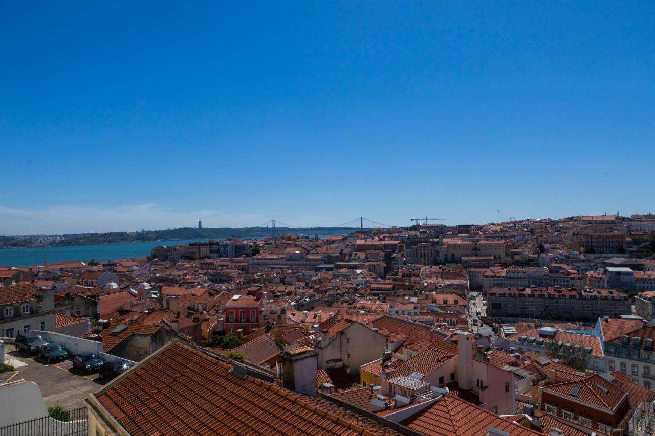 Panoramic View -3bedrs+3baths+ Balconies+ac Lisbon