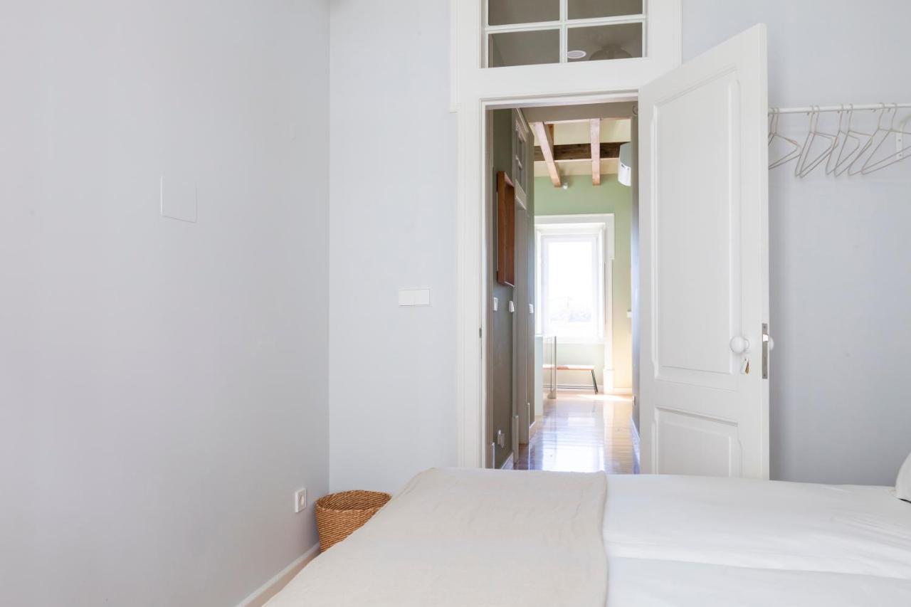 Apartment Panoramic View -3bedrs+3baths+ Balconies+ac Lisbon