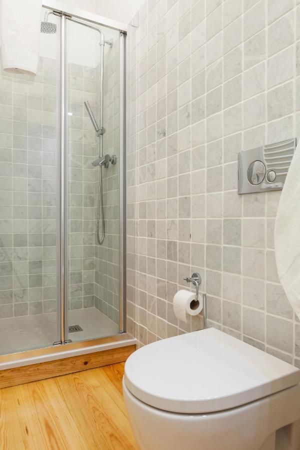 Panoramic View -3bedrs+3baths+ Balconies+ac Apartment *